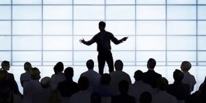 Legatura dintre hazard si leadership